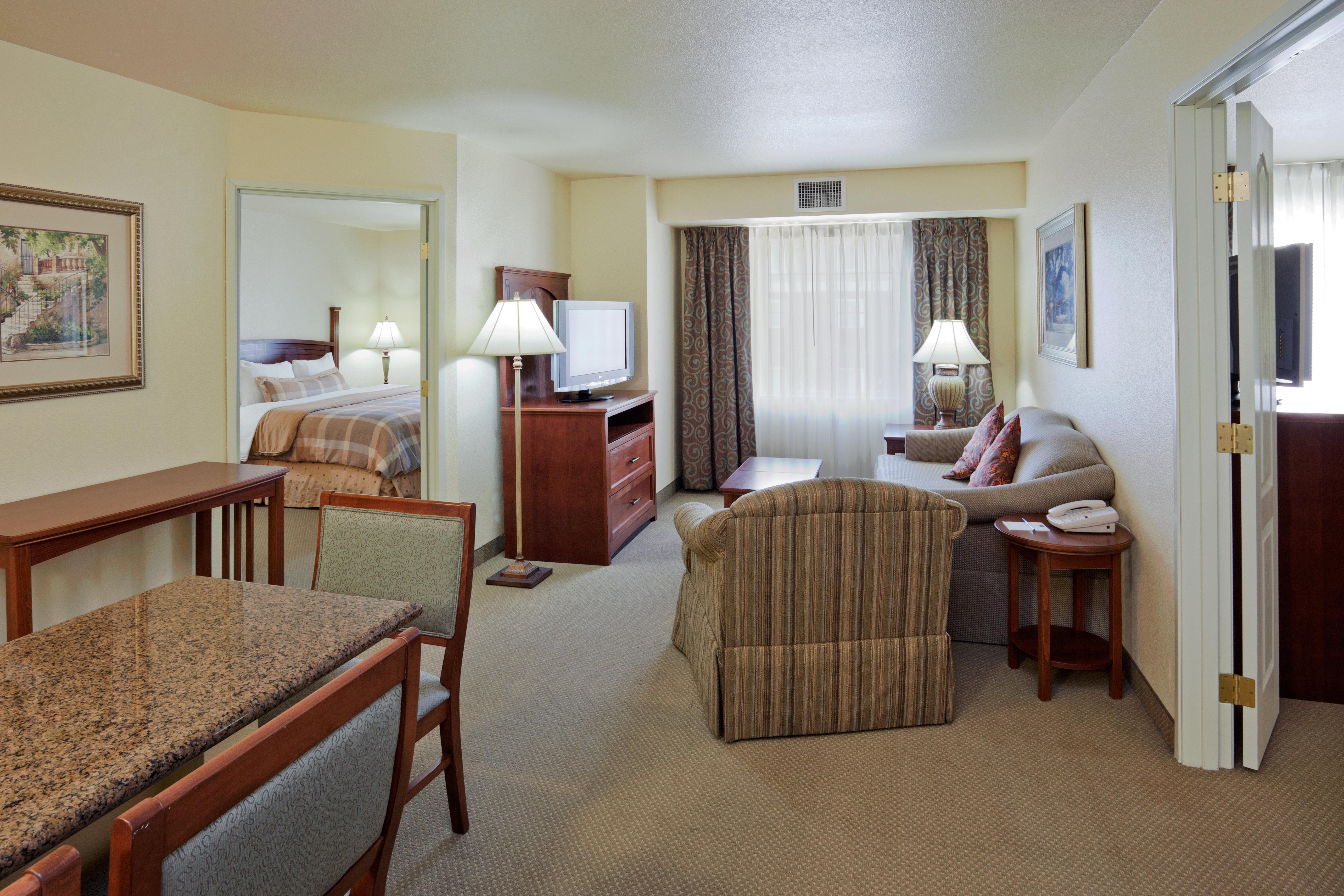 Staybridge Suites Sacramento Airport Natomas, An Ihg Hotel Oda fotoğraf